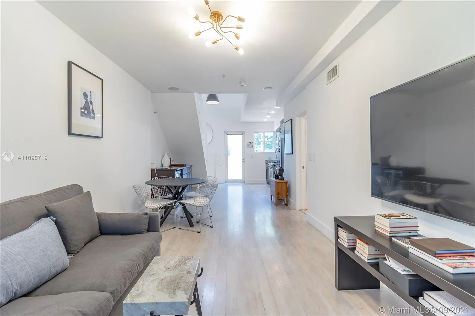 1025 Michigan Ave # 1B, Miami Beach FL 33139