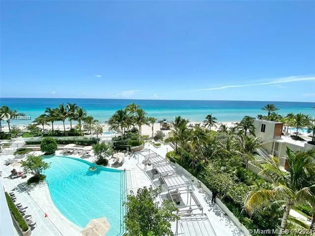 2 bedroom 2 bath for sale at 18975 Collins Ave # 404, Sunny Isles Beach FL 33160