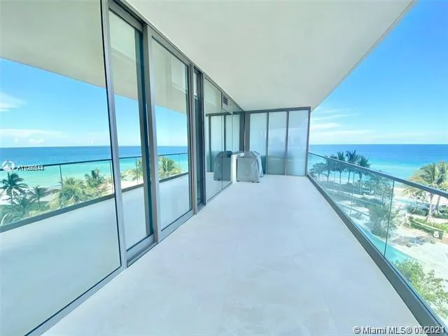 18975 Collins Ave # 404, Sunny Isles Beach FL 33160