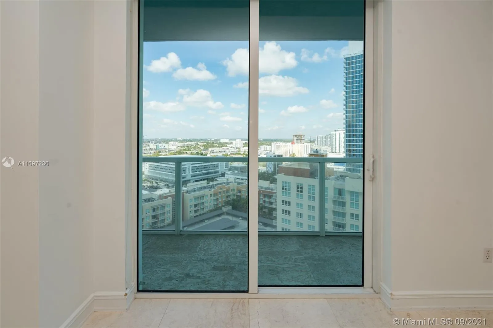 1900 N Bayshore Dr # 1912, Miami FL 33132