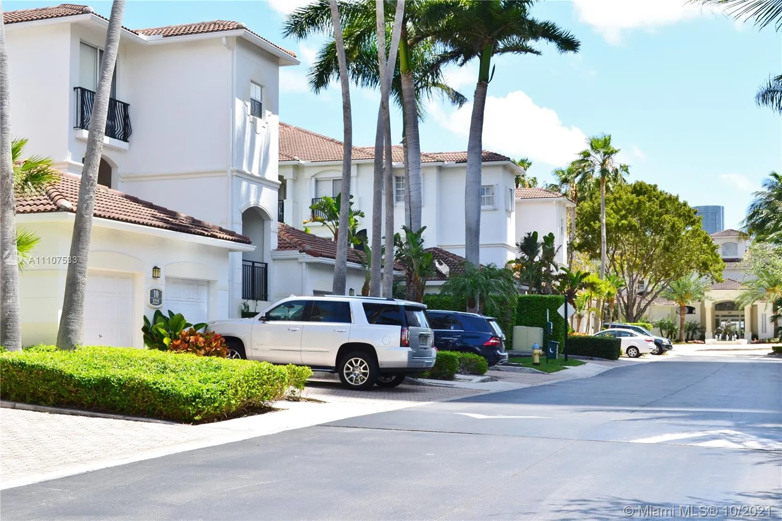 3225 NE 184th St # 10103, Aventura FL 33160