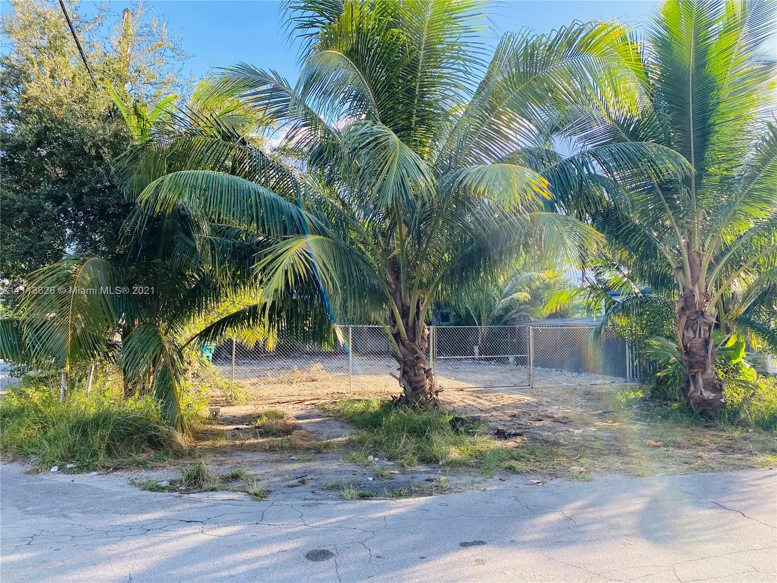 150 NE 83rd St, Miami FL 33138