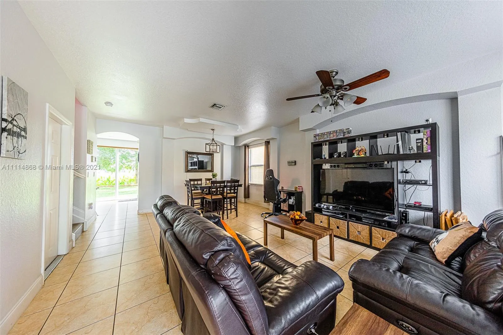 1381 SE 20th Rd, Homestead FL 33035