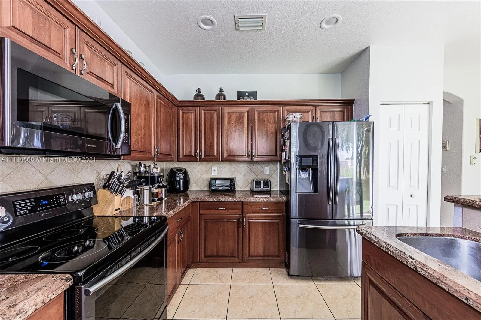 1381 SE 20th Rd, Homestead FL 33035