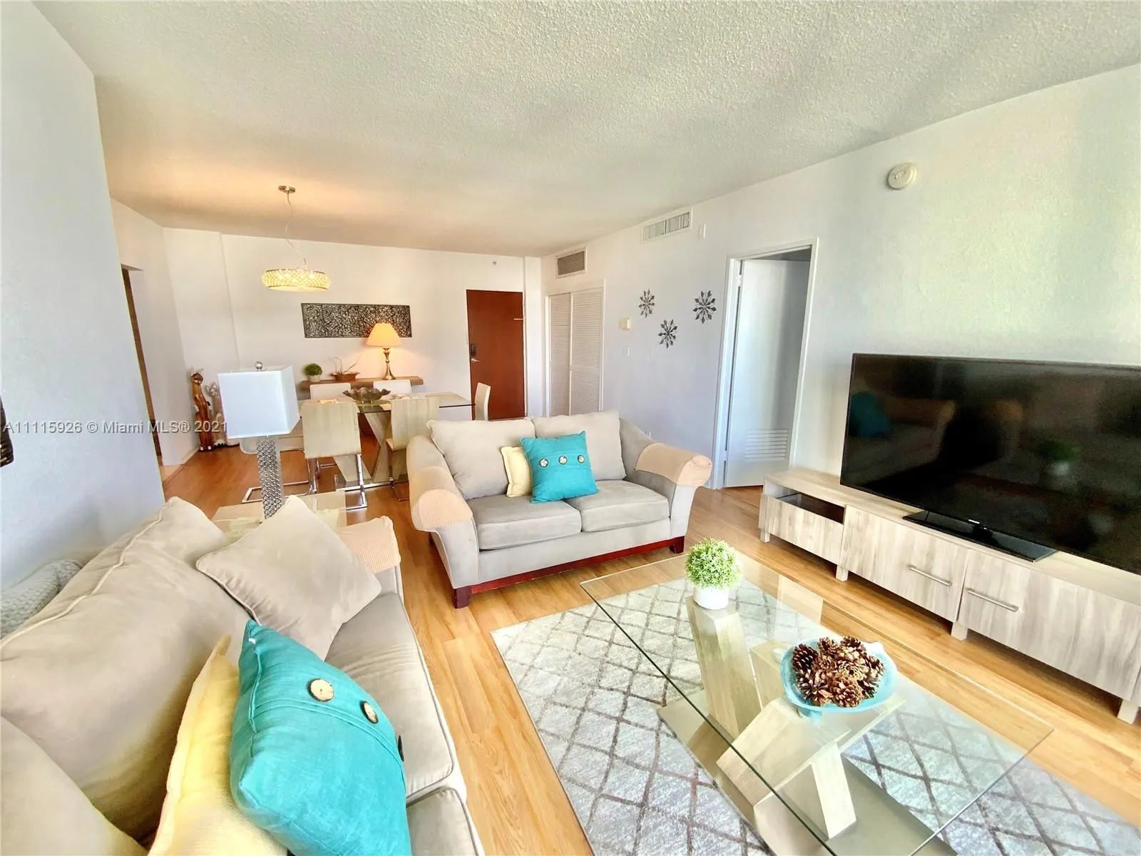 2 bedroom 2 bath for sale at 3901 S Ocean Dr # 14P, Hollywood FL 33019