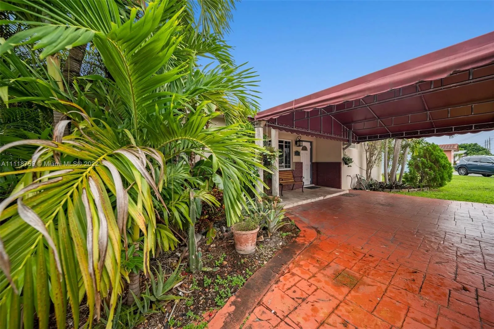 4715 W 8th Ave, Hialeah FL 33012