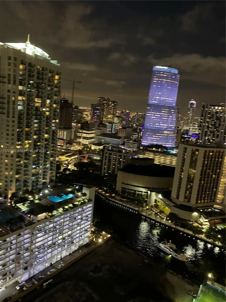 500 Brickell Ave # 3405, Miami FL 33131