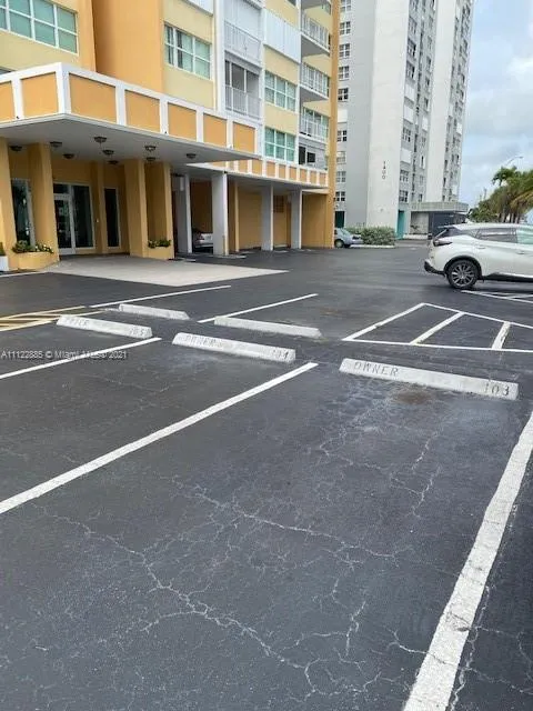 1410 S Ocean Dr # 503, Hollywood FL 33019