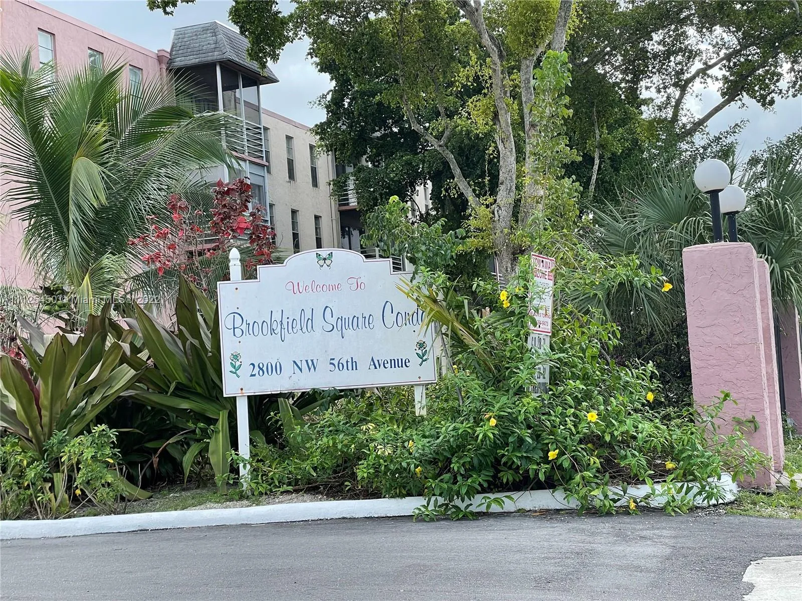 2800 NW 56th Ave # G207, Lauderhill FL 33313