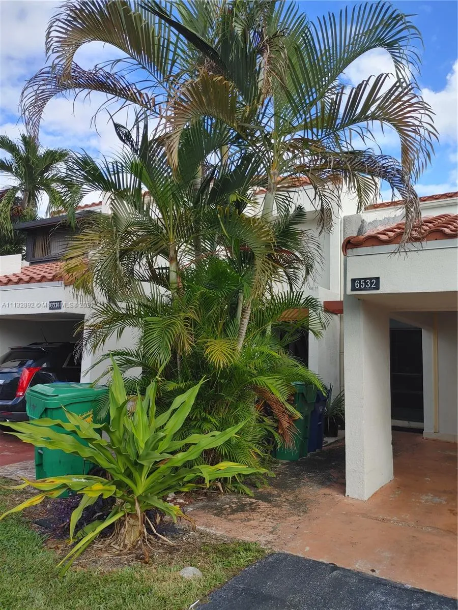 6532 Racquet Club Dr # 73, Lauderhill FL 33319