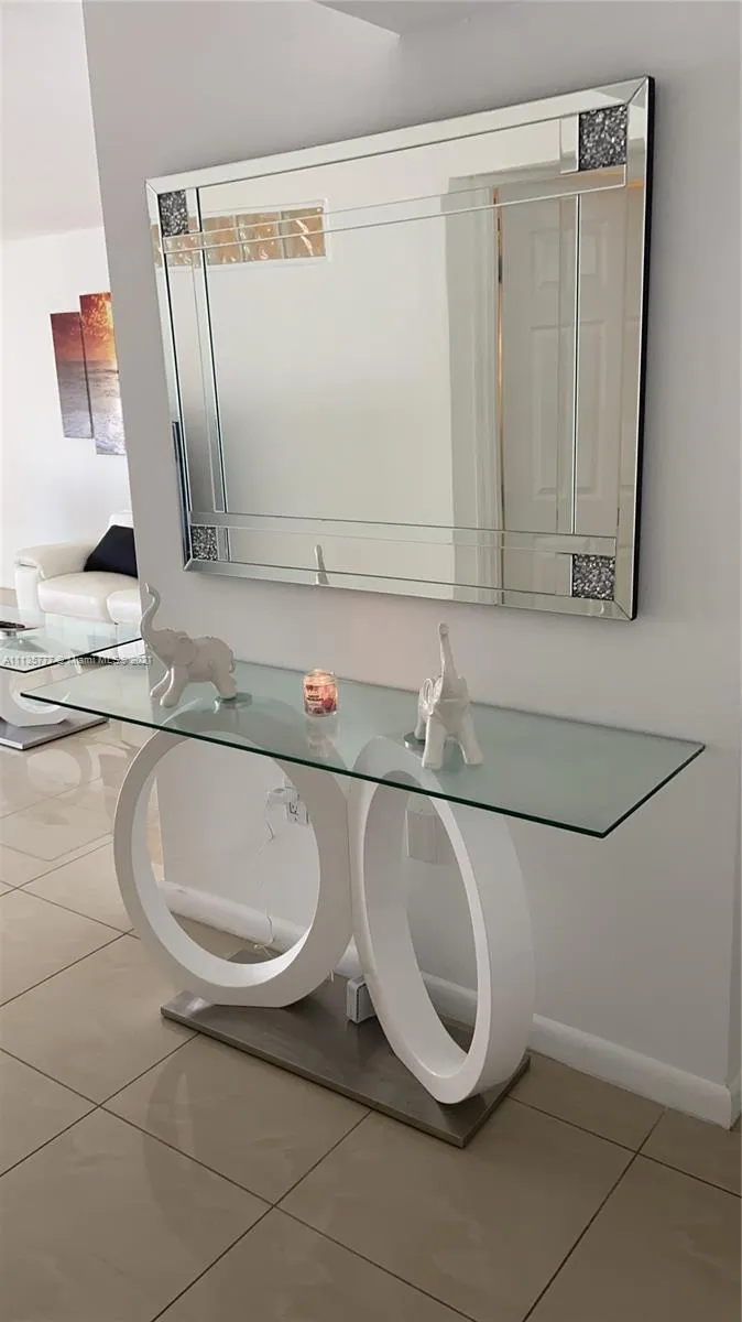 18061 Biscayne Blvd # 1701, Aventura FL 33160