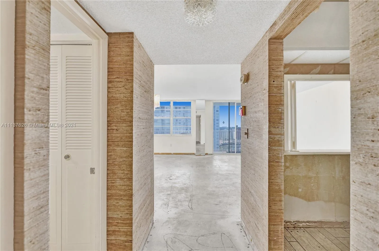 2851 NE 183rd St # 1504E, Aventura FL 33160