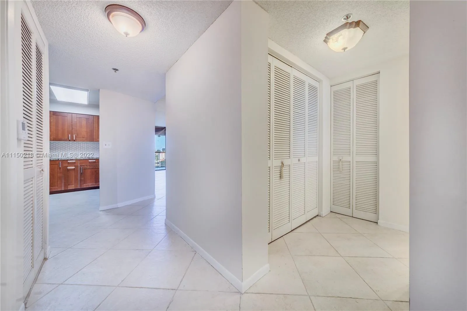 2334 S Cypress Bend Dr # 504, Pompano Beach FL 33069