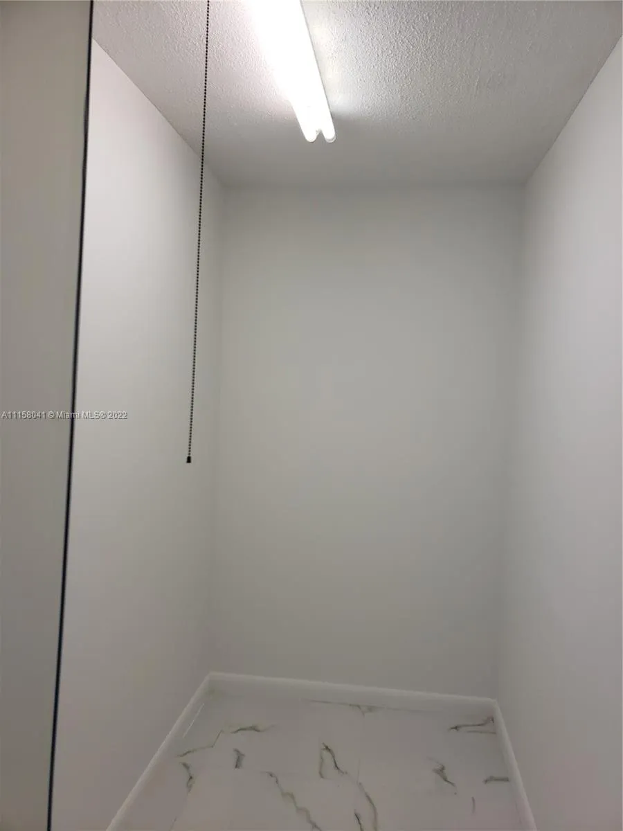 211 NE 8th Ave # 207, Hallandale Beach FL 33009