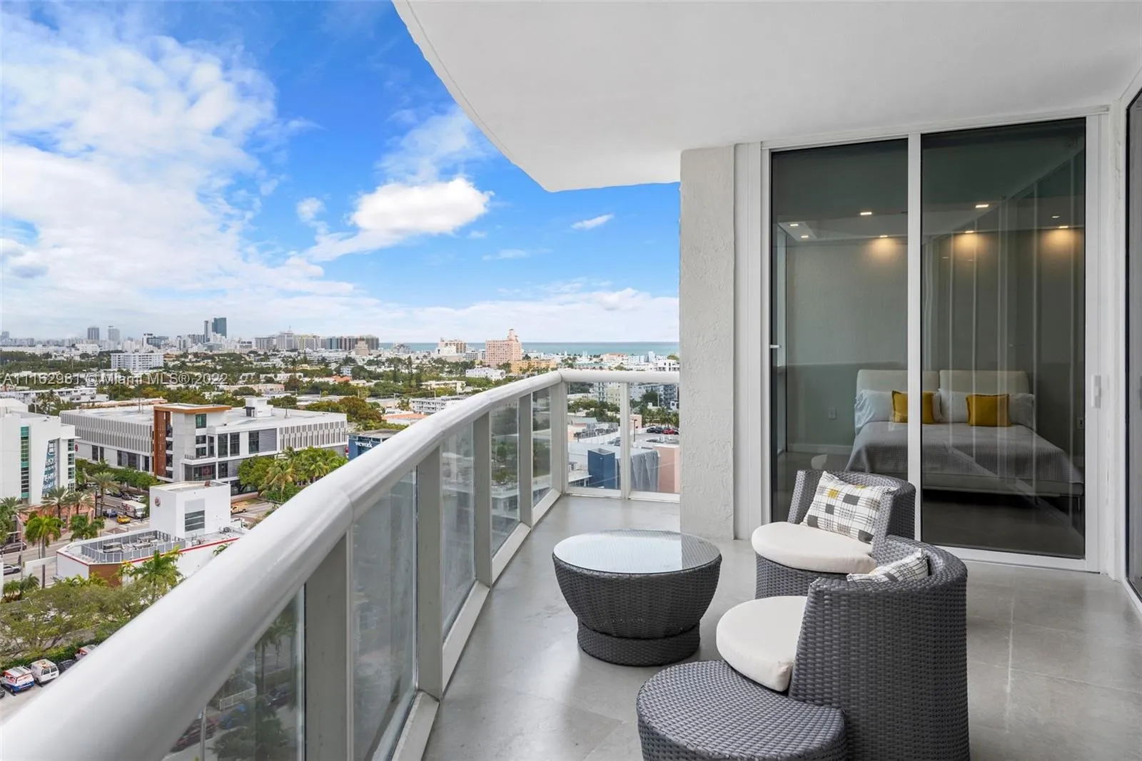 400 Alton Rd # 1509, Miami Beach FL 33139