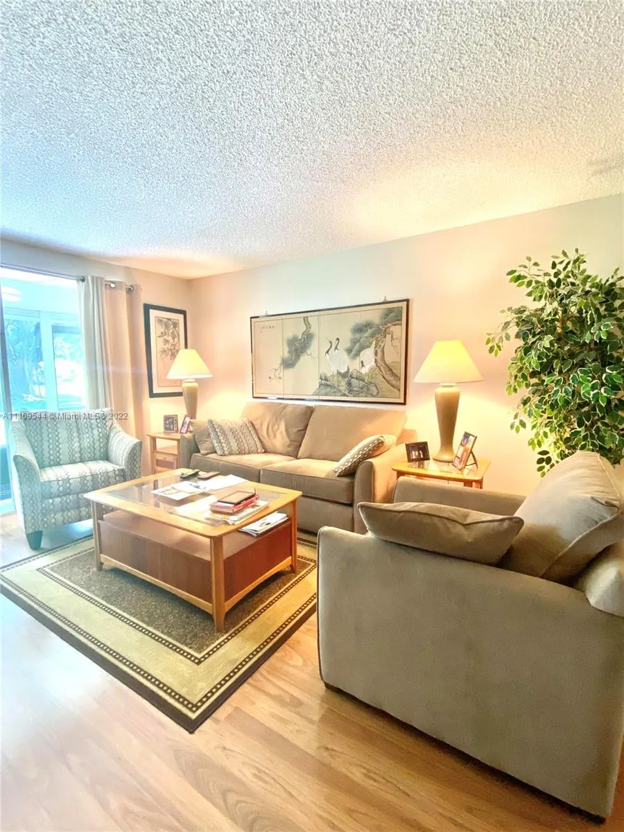 8990 S Hollybrook Blvd # 108, Pembroke Pines FL 33025