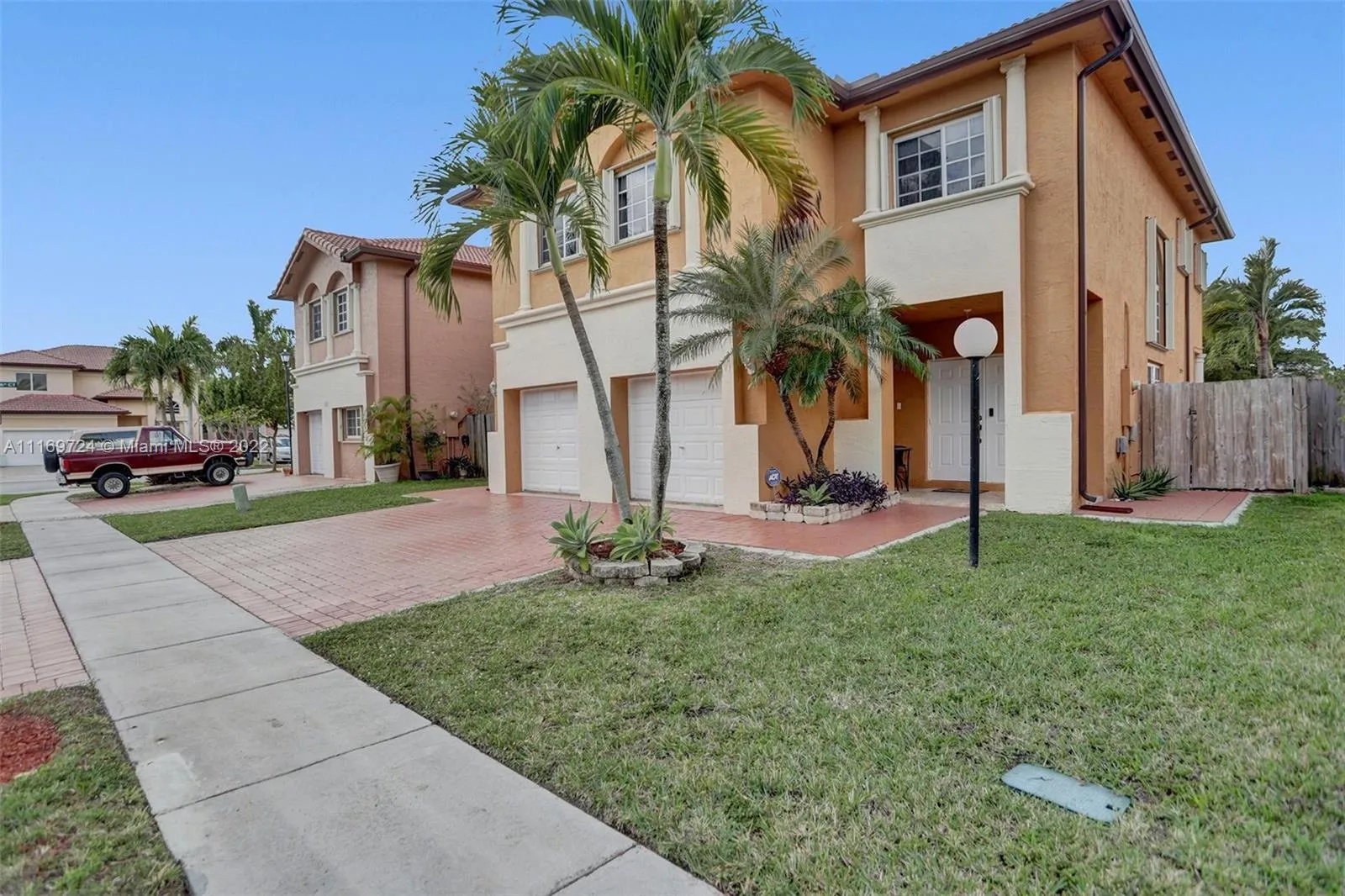 2614 NE 41st Pl, Homestead FL 33033