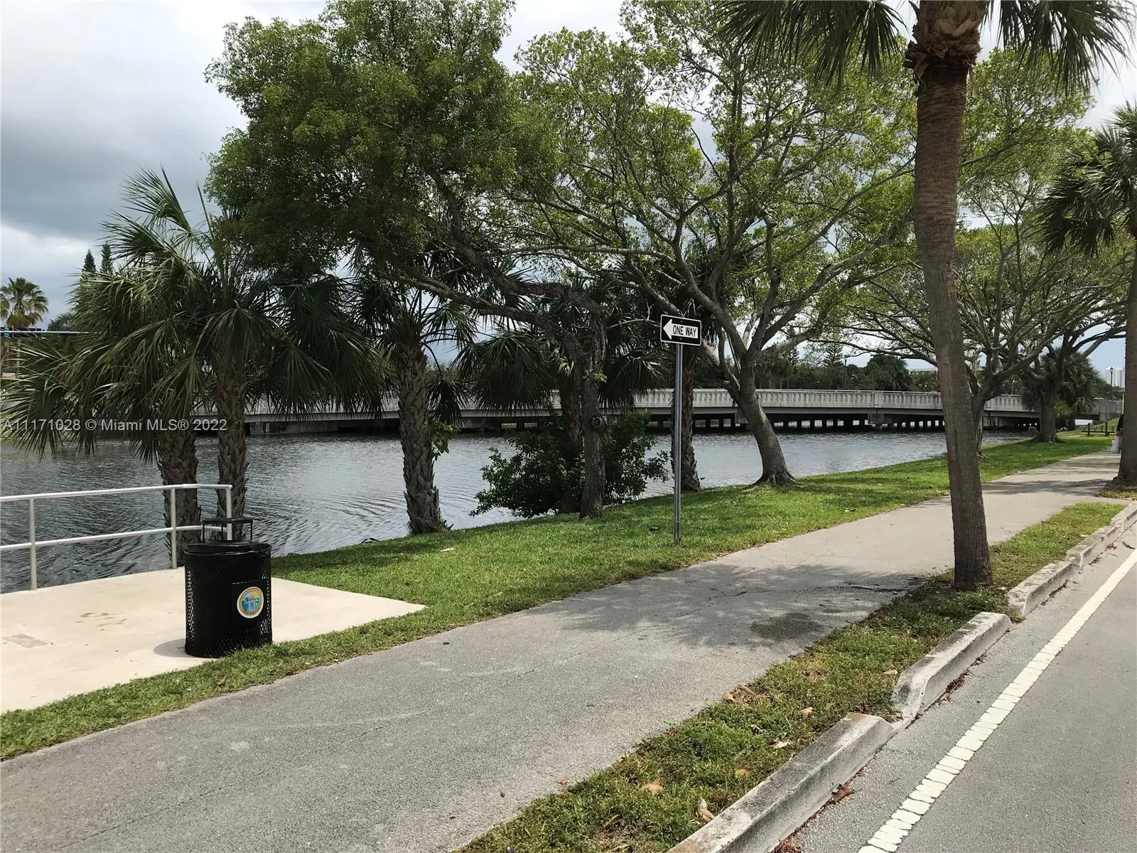 1440 NE 171st St, North Miami Beach FL 33162