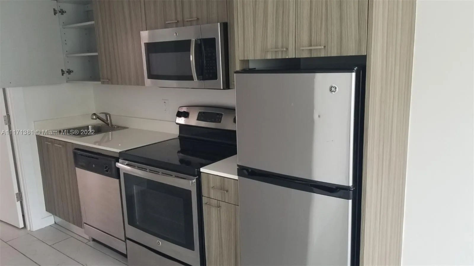 740 Meridian Ave # 12, Miami Beach FL 33139