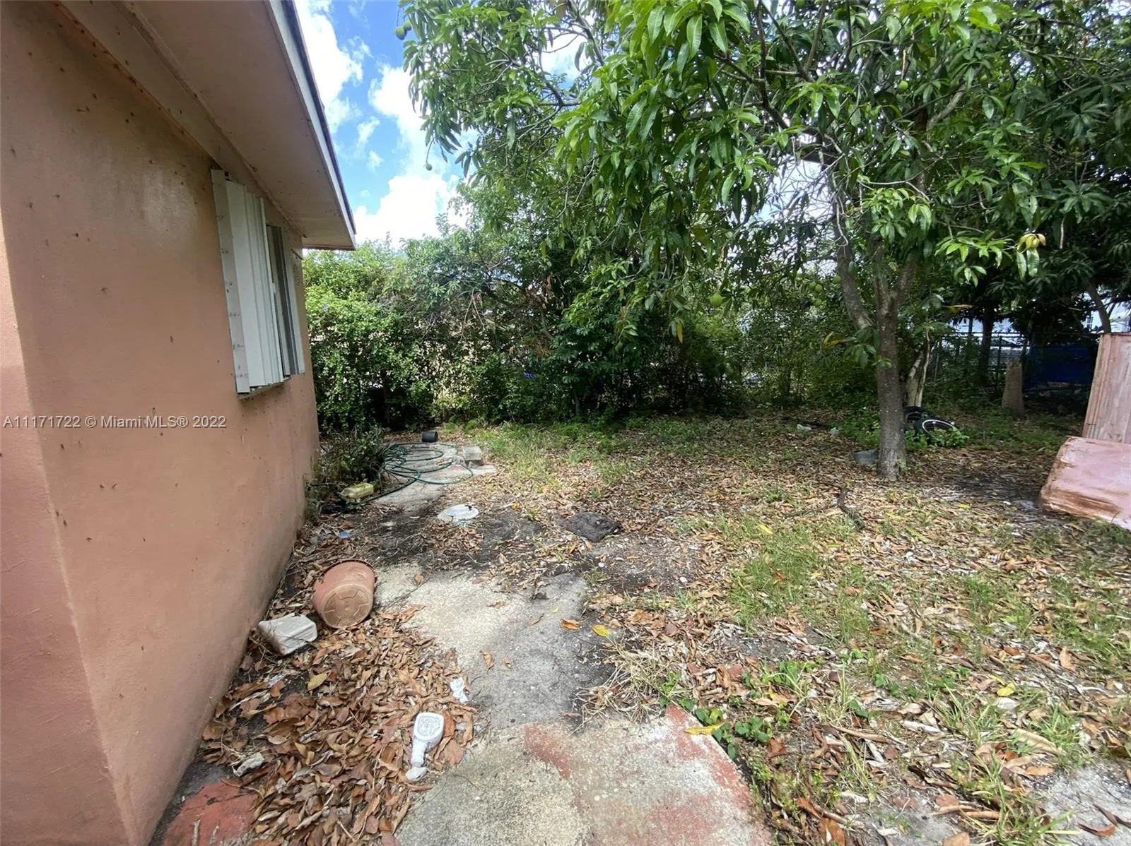 265 NW 135th St, North Miami FL 33168