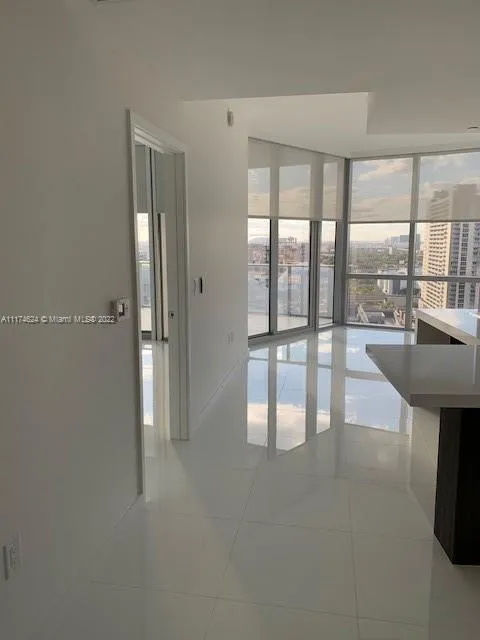851 NE 1st Ave # 2110, Miami FL 33132