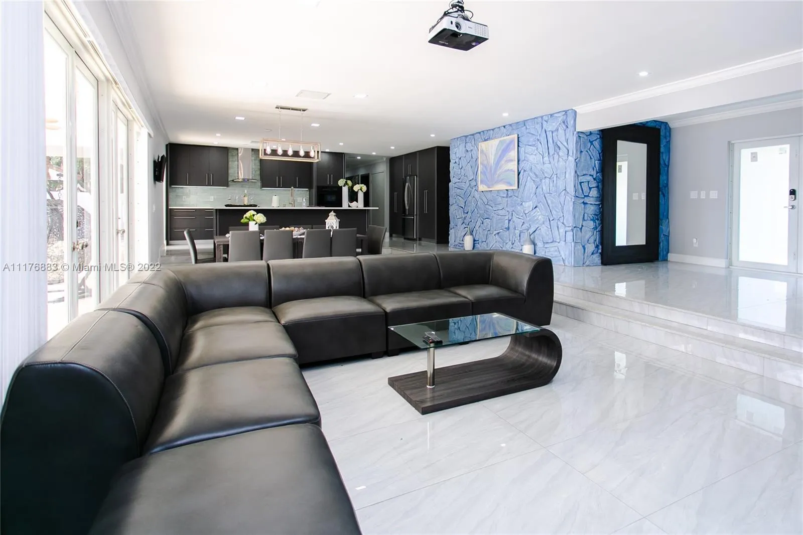 1000 Diplomat Pkwy, Hollywood FL 33019