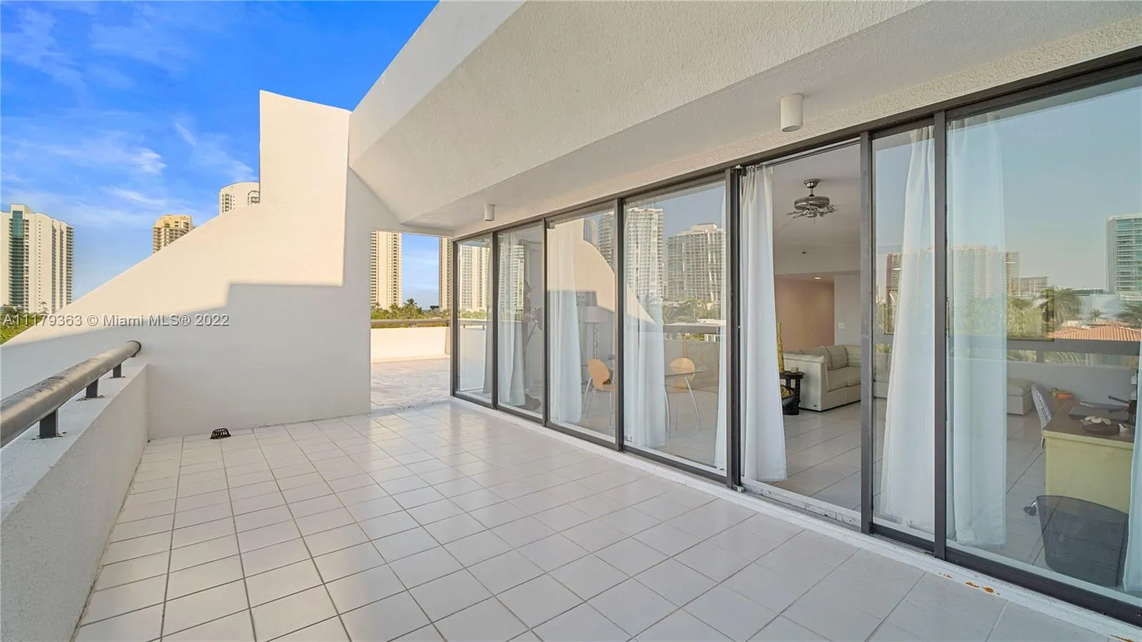 355 Poinciana Dr # 1130, Sunny Isles Beach FL 33160