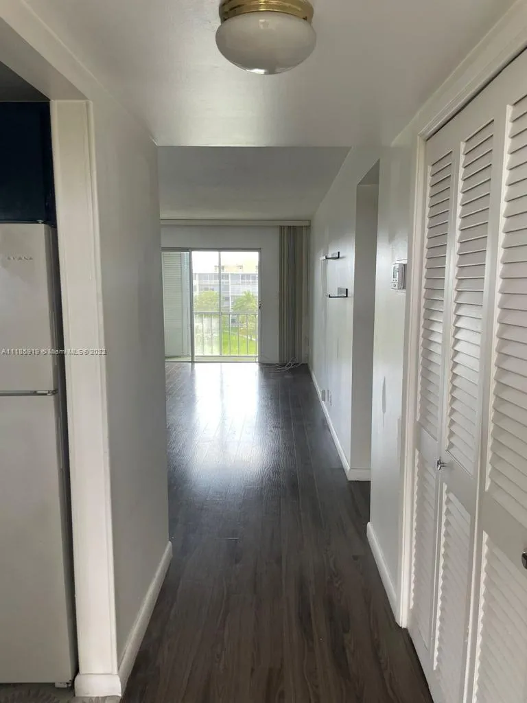 4700 Washington St # 509, Hollywood FL 33021