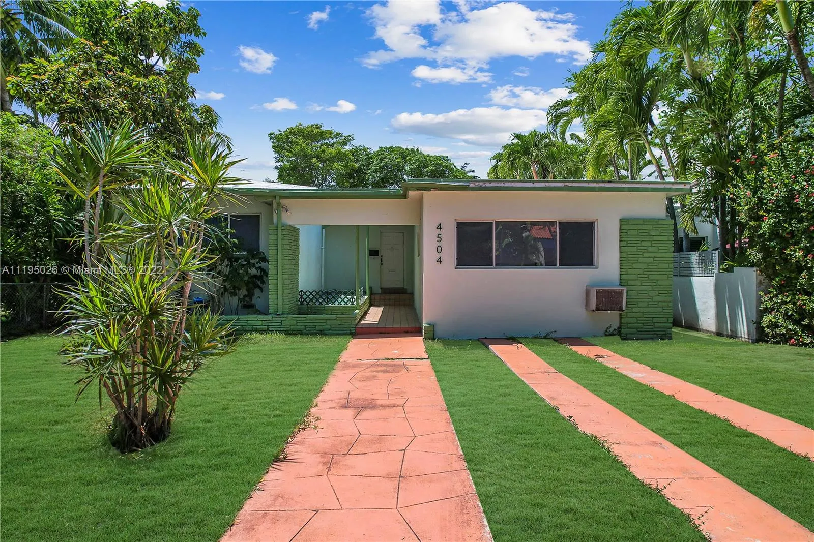 4504 Sheridan Ave, Miami Beach FL 33140