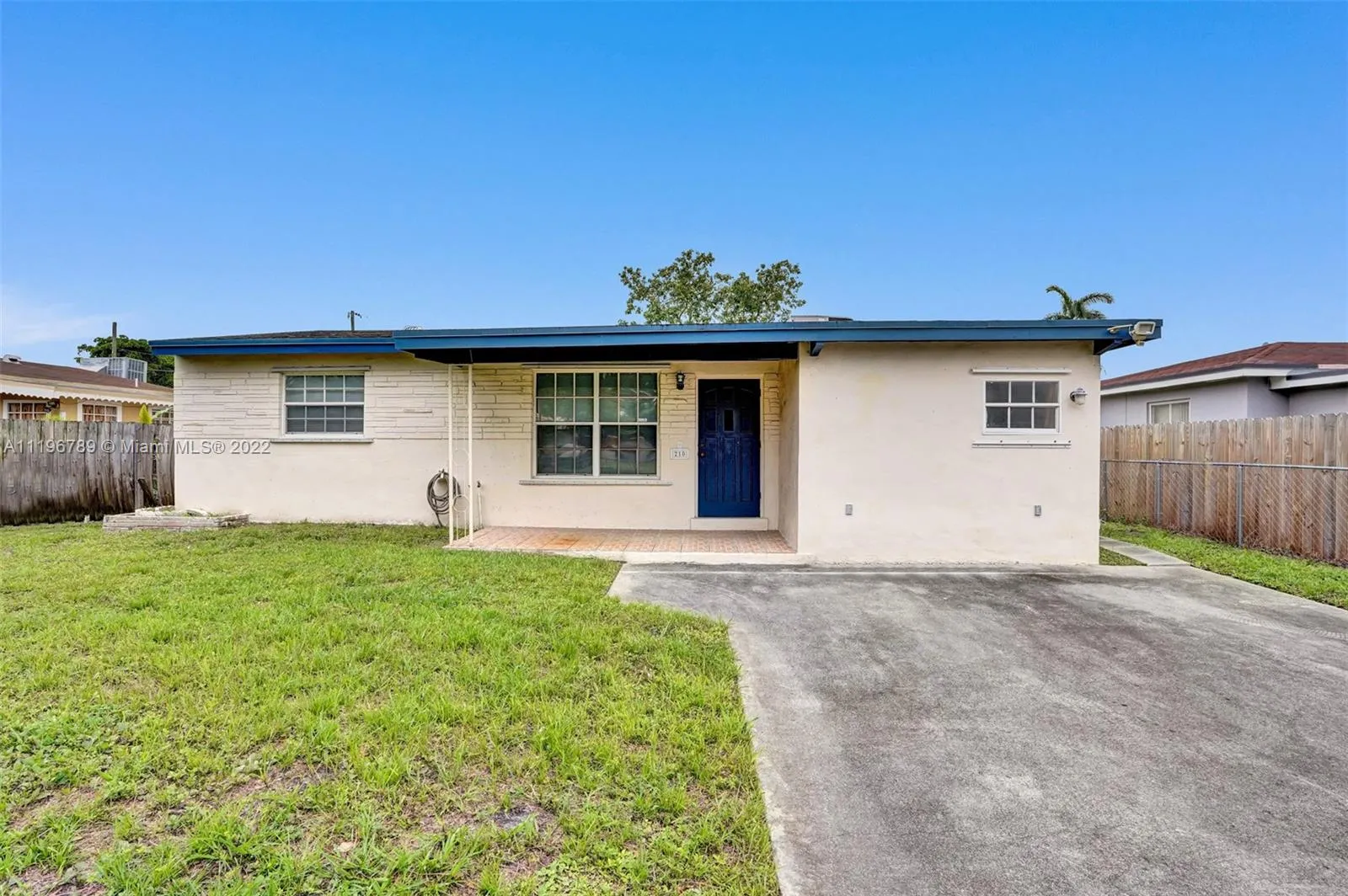 3 bedroom 2 bath for sale at 210 N 72nd Ave, Hollywood FL 33024
