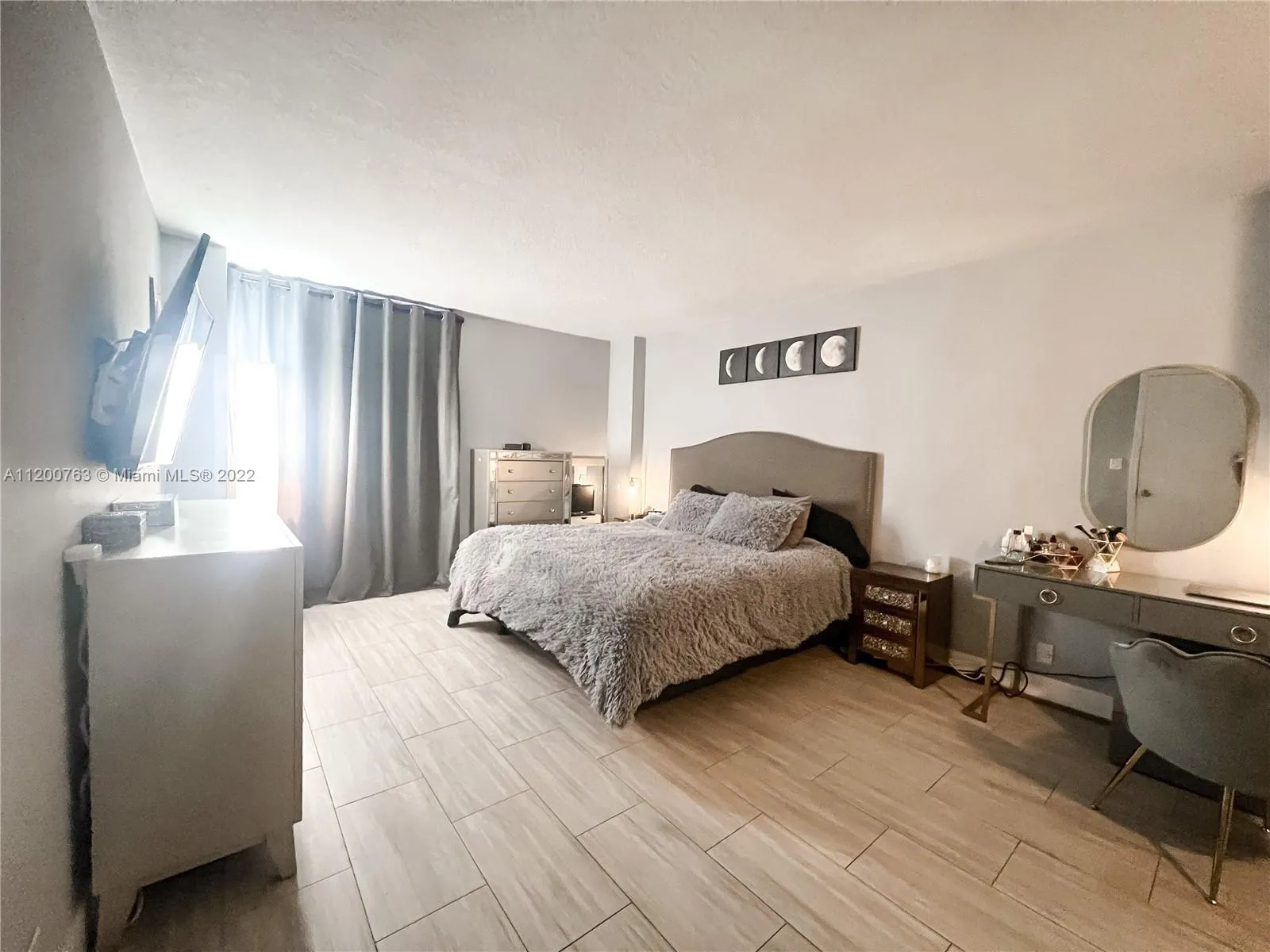 3300 NE 192nd St # 414, Aventura FL 33180