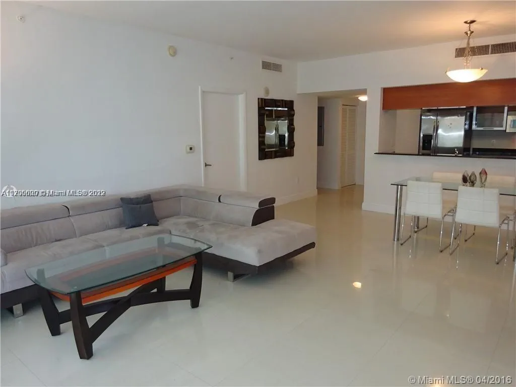 1800 N Bayshore Dr # 914, Miami FL 33132