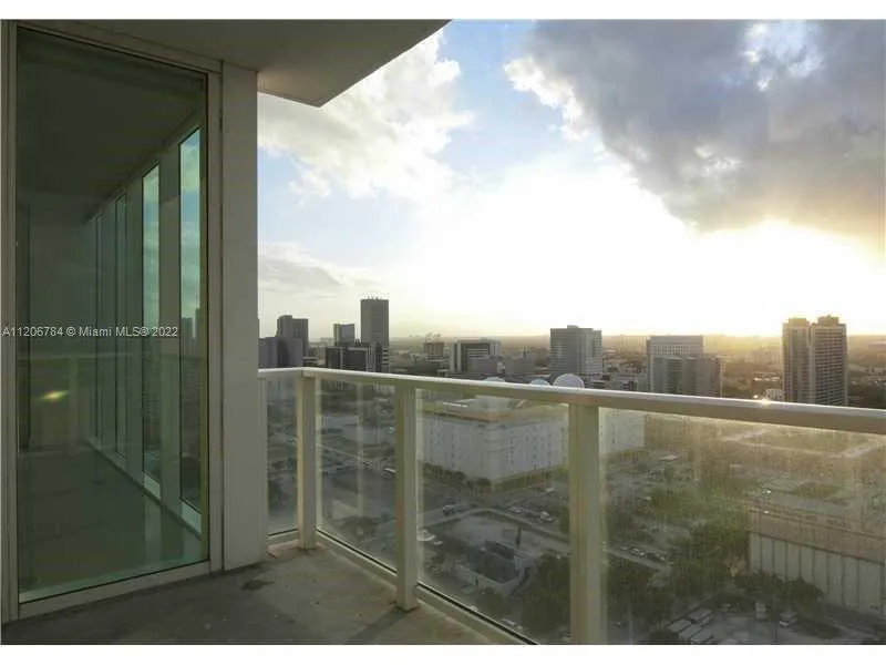 1040 Biscayne Blvd # 2607, Miami FL 33132