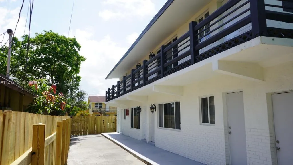 715 NW 5th Ave, Pompano Beach FL 33060