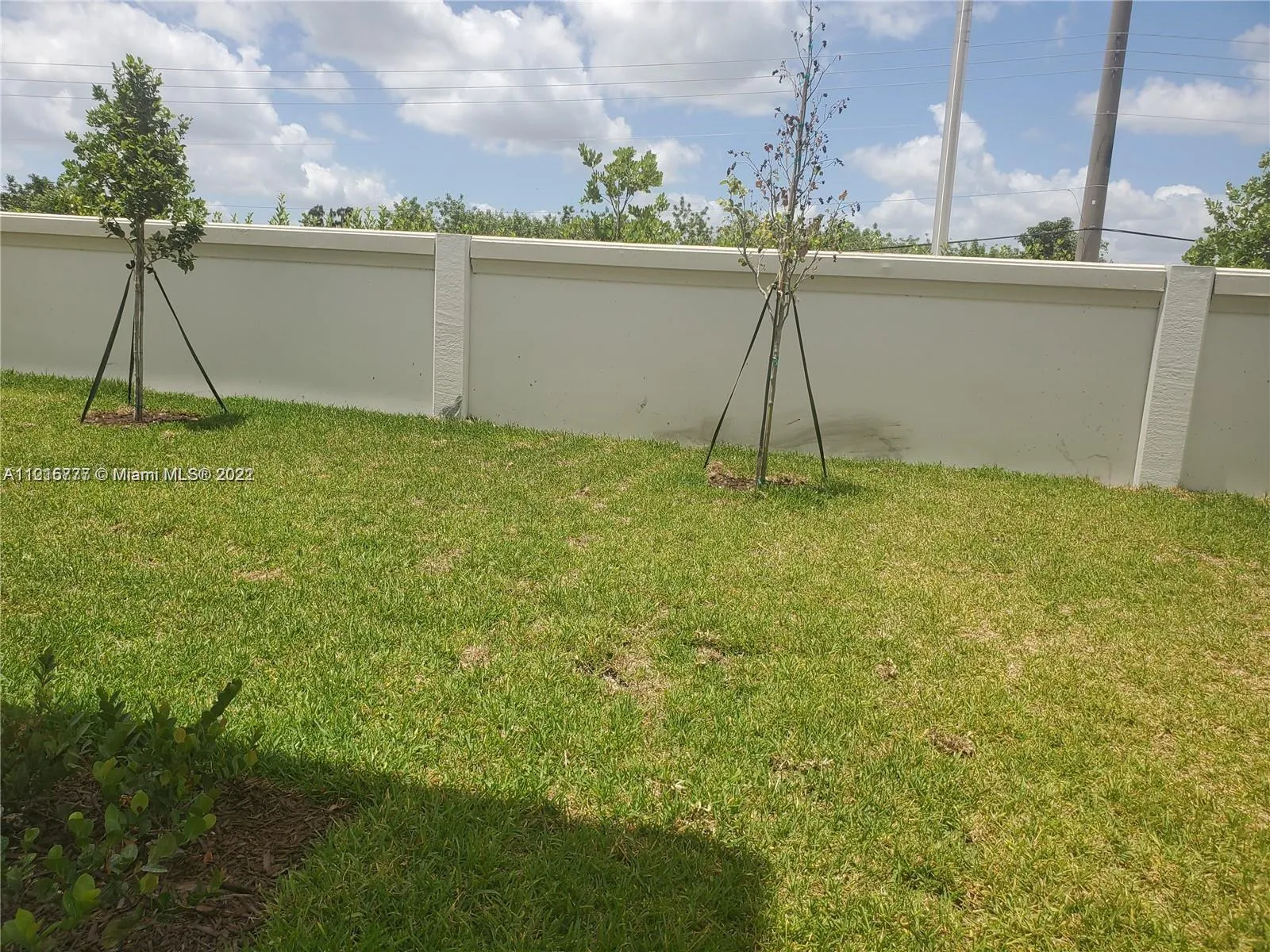 11036 W 35th Way, Hialeah FL 33018
