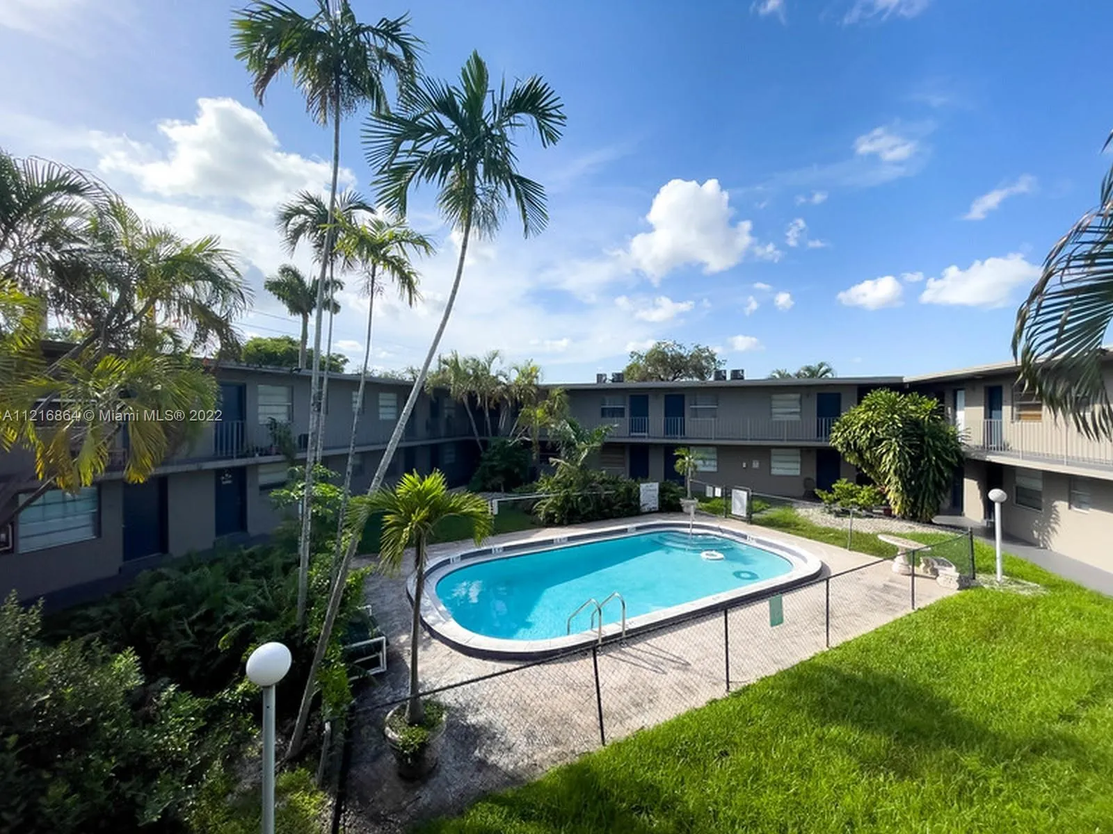 1 bedroom 1 bath for sale at 3901 SW 112th Ave # 47, Miami FL 33165