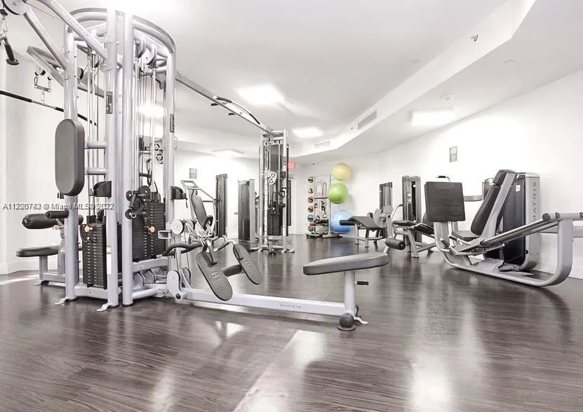 3300 NE 192nd St # 1108, Aventura FL 33180