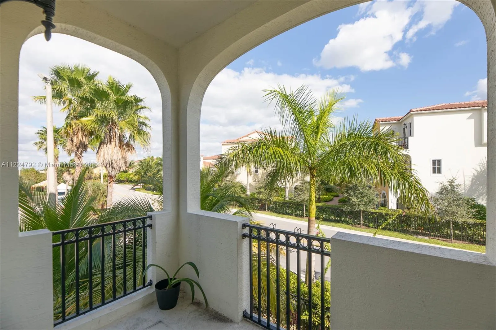 1799 NW 124th Way # 1799, Pembroke Pines FL 33028