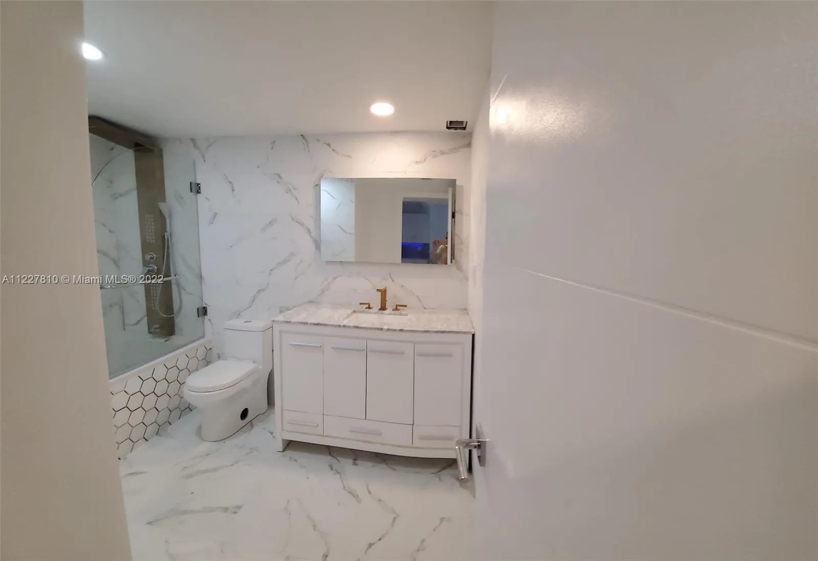 19380 Collins Ave # 224, Sunny Isles Beach FL 33160