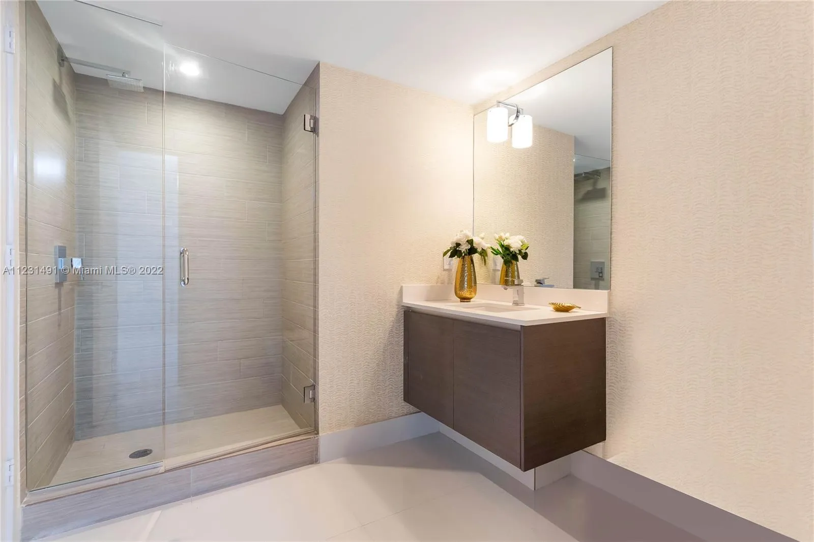 330 Sunny Isles Blvd # 705, Sunny Isles Beach FL 33160