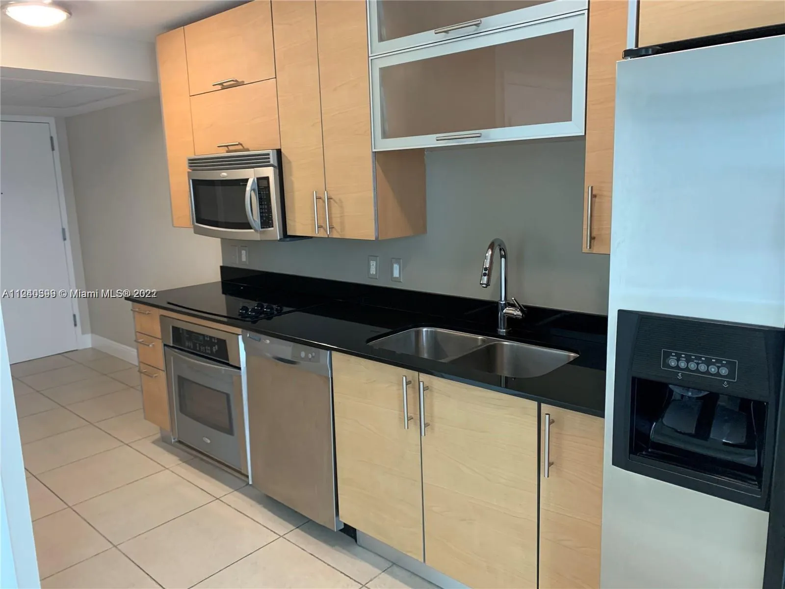 1 bedroom 1 bath for sale at 60 SW 13th St # 1921, Miami FL 33130