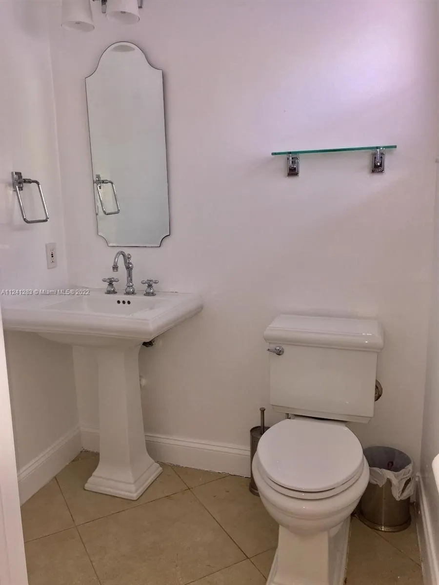 798 Crandon Blvd # 7C, Key Biscayne FL 33149