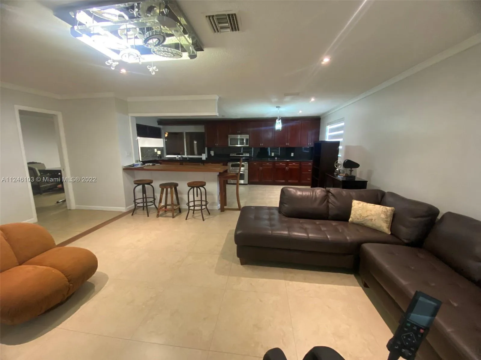 2210 N 54th Ave, Hollywood FL 33021