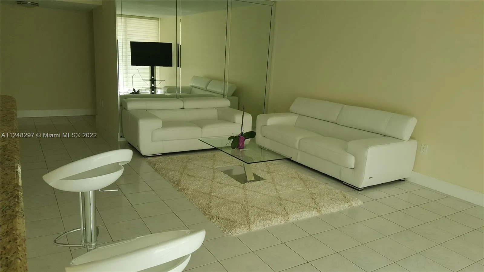 18061 Biscayne Blvd, Aventura FL 33160