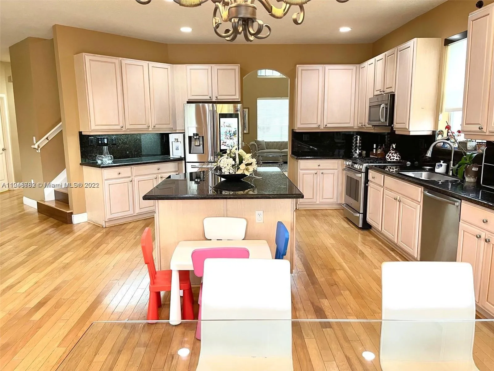 1104 NW 139th Ave, Pembroke Pines FL 33028