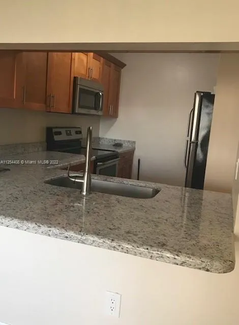 10018 NW 4th St # 203, Pembroke Pines FL 33024