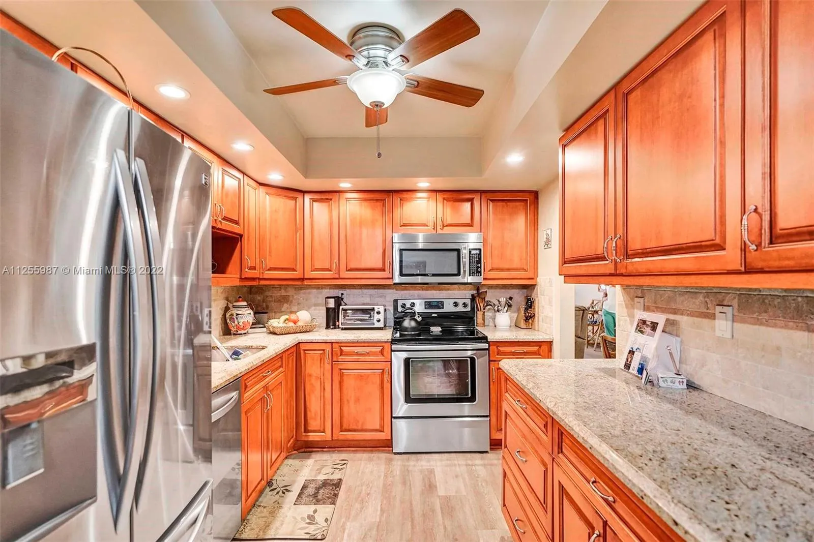 3 bedroom 2 bath for sale at 20291 NE 30th ave, Aventura FL 33180