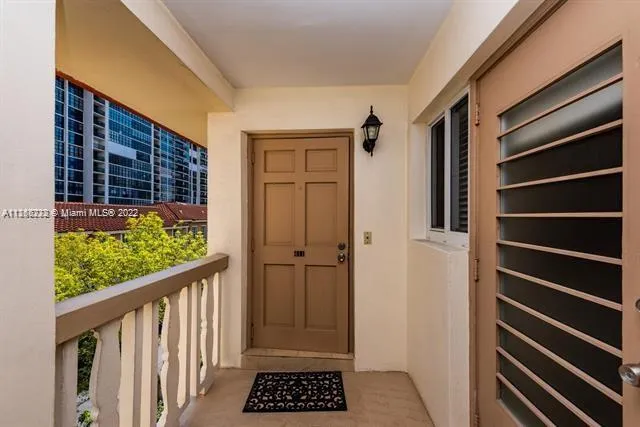 2081 S Ocean Dr # 411, Hallandale Beach FL 33009