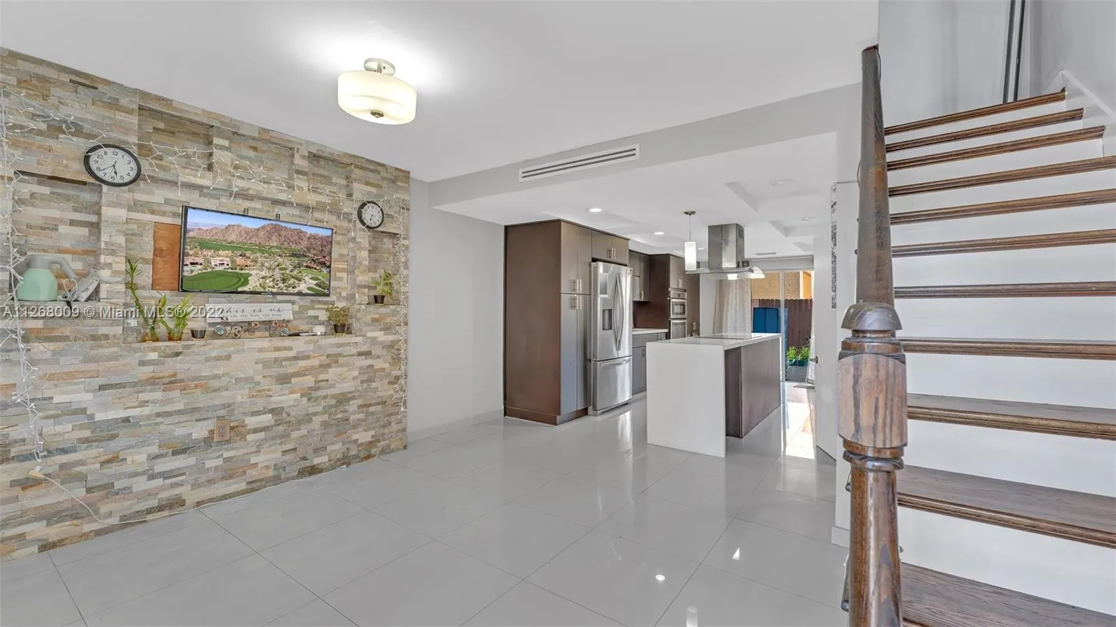 10942 SW 3rd St # D2, Sweetwater FL 33174