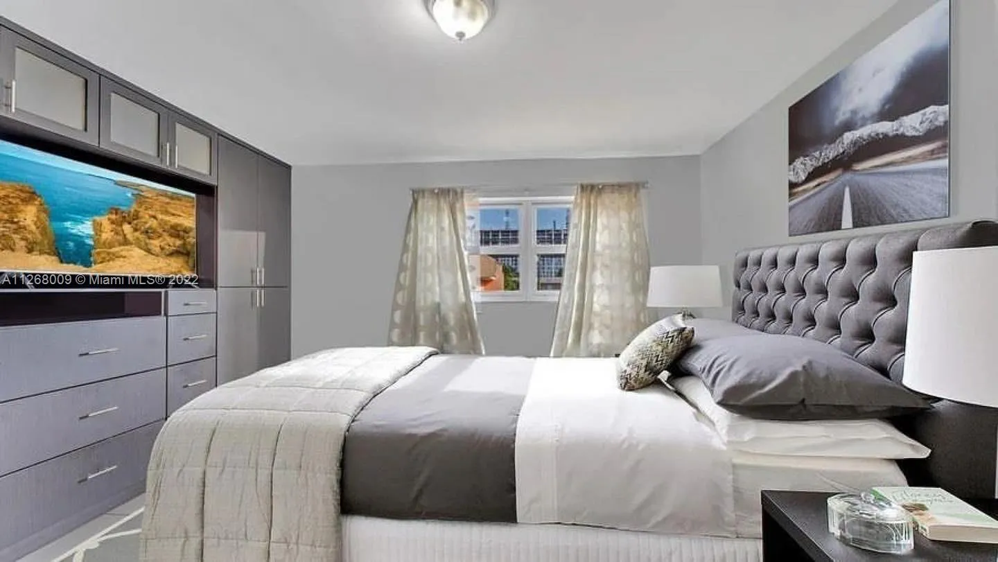 10942 SW 3rd St # D2, Sweetwater FL 33174